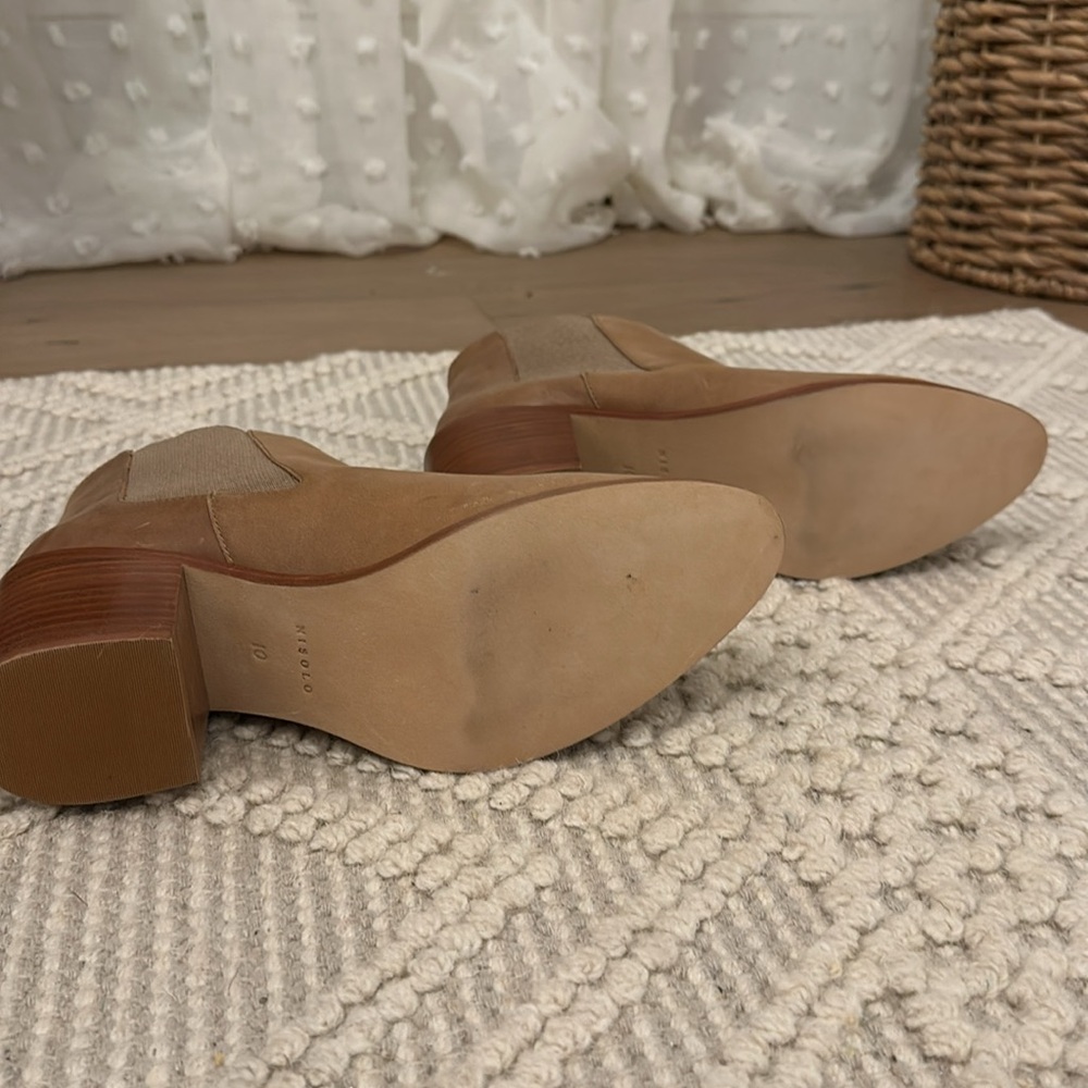 NISOLO Women’s Heeled Chelsea Boots in Almond —Size 10 - Picture 10 of 11